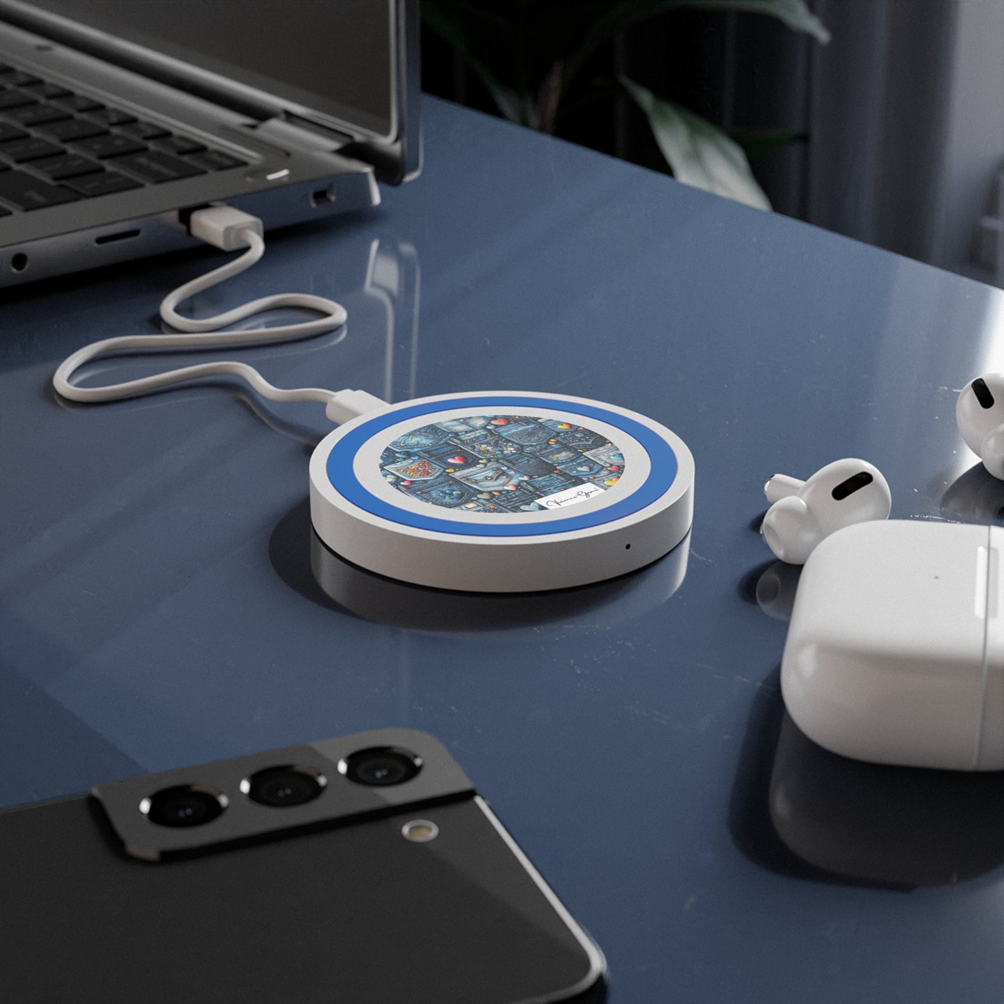 Quake Wireless Charging Pad - BLUE JEANS - Vivienne Grace