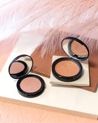 Luminizing Powder - Golden - Vivienne Grace